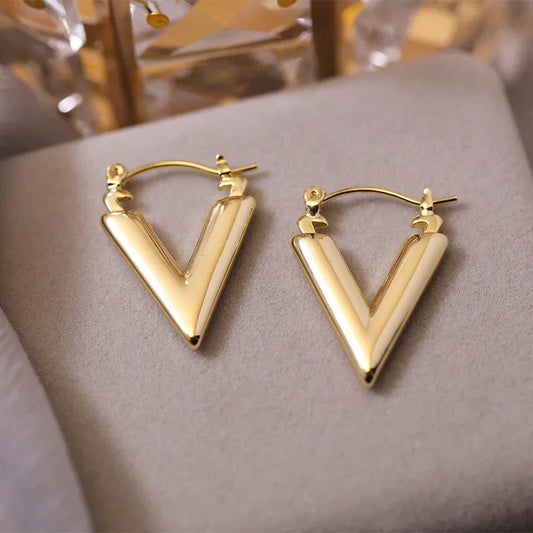 Luxury Brand Designer Letter V Hoop Earrings Golden Vintage Stainless Steel Earrings Simple Hip-Hop Party Girl Jewelry