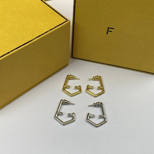 Geometric Earrings Female Niche Design Personality Sense of Luxury Silver Needle Studs