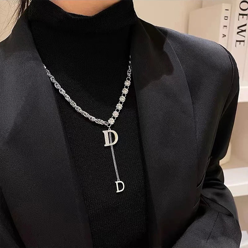 Design Sense Micro Setting Zircon D Letter Pendant Long Necklace Winter Sweater Chain Fashion Jewelry For Woman Girls Party Gift