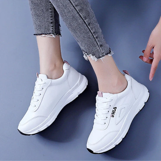 Versatile Design Sense Sports Women's Shoes 2023 Autumn New Outdoor Flat Shoes Casual Vulcanized Women's Shoes Platform Sneakers